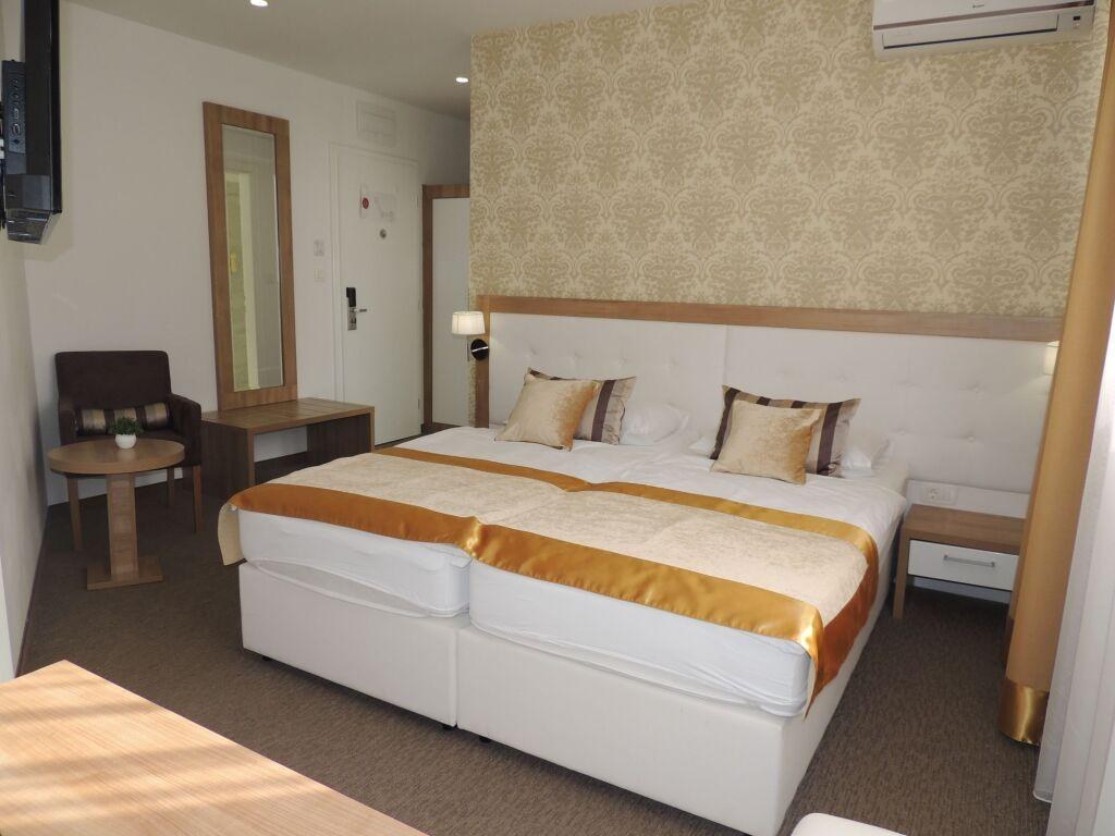 Hotel Corner photo 2