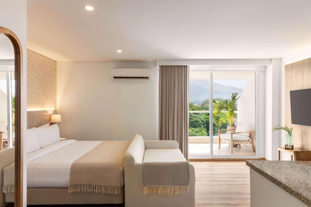 WYNDHAM SANTA MARTA ALUNA BEACH photo 1