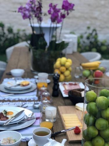 THE HAMPTONS BOUTIQUE B&B photo 3