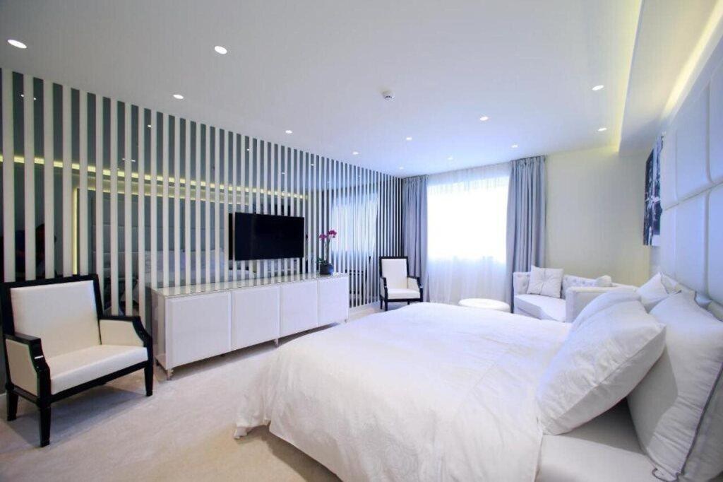 Hotel 9 photo 1