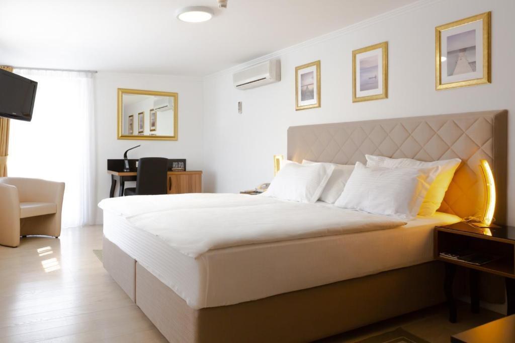Hotel Vila Tina photo 2