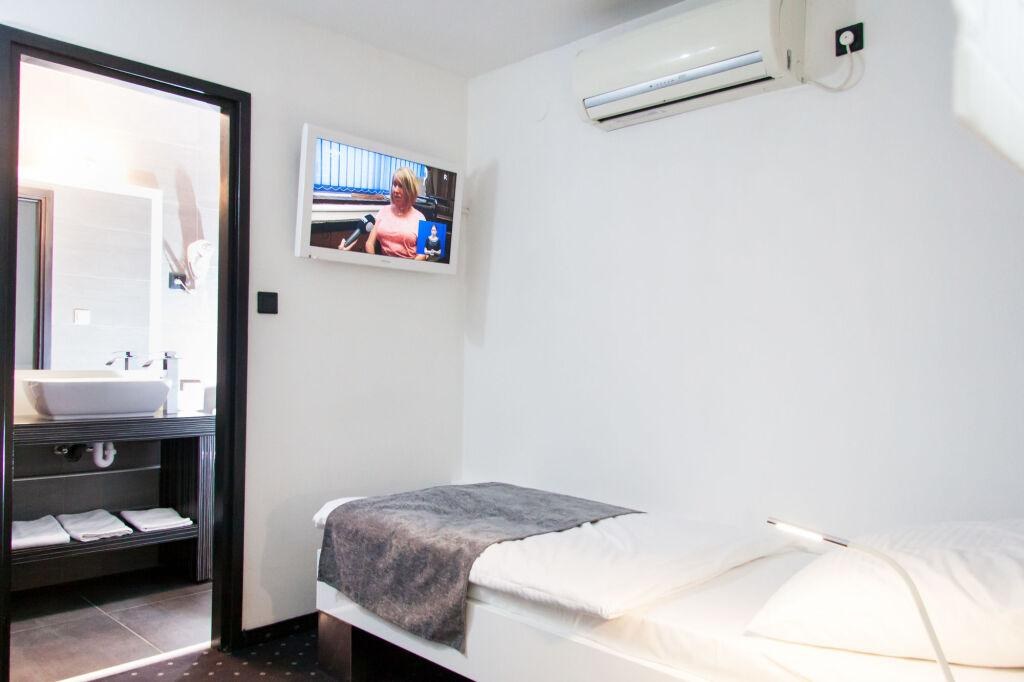 Hotel Cool Zagreb Airport photo 1