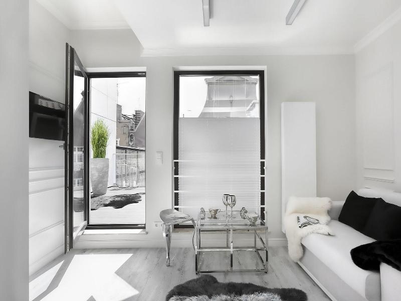 Sweet Suite Apart