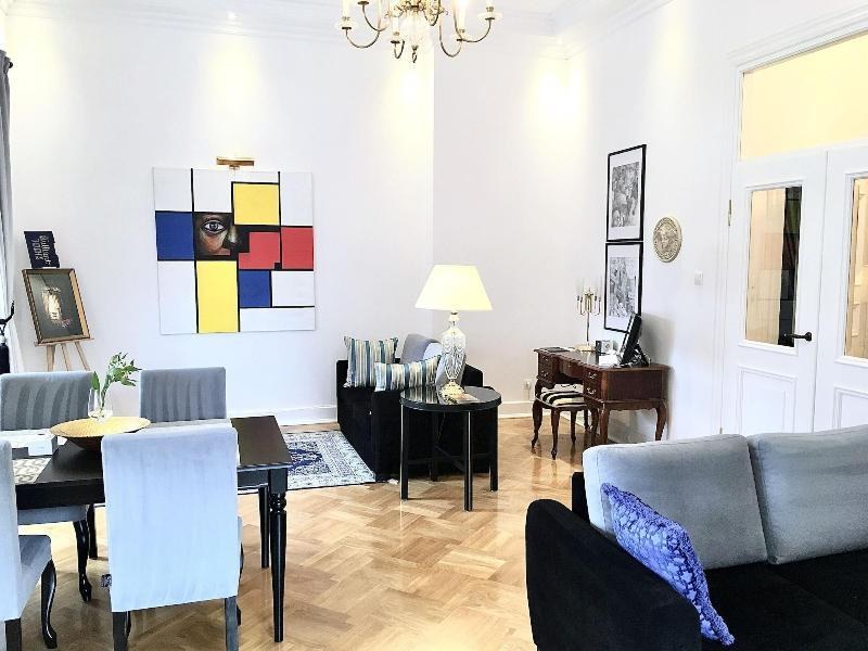 MONDRIAN Luxury Suites&Apartments OldTown MarketSq photo 1