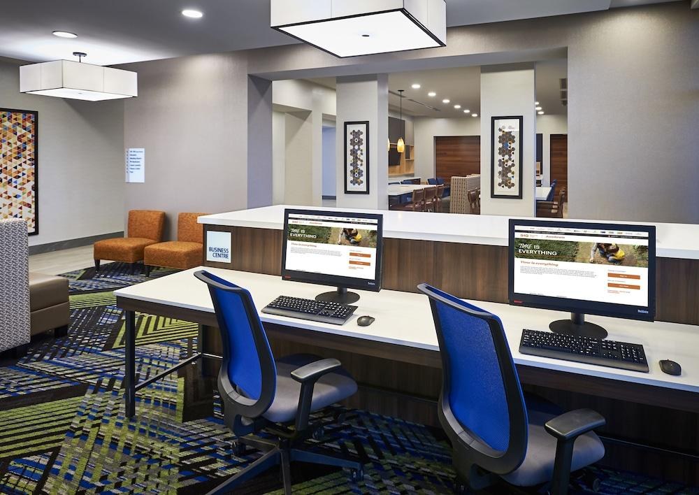 Holiday Inn Express Niagara-On-The-Lake by IHG photo 4