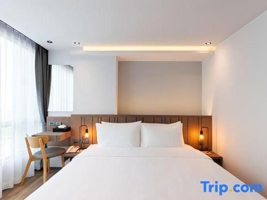 Pure Eleven Hotel Bangkok photo 3