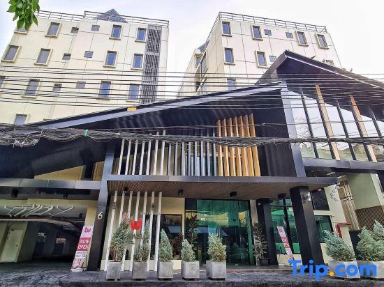 Thana Wisut Hotel
