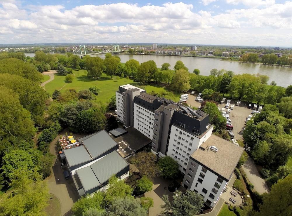 JUGENDHERBERGE KOELN-RIEHL - CITY HOSTEL