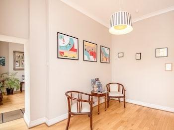OYO THE REGENCY, CLIFTON BRISTOL photo 2