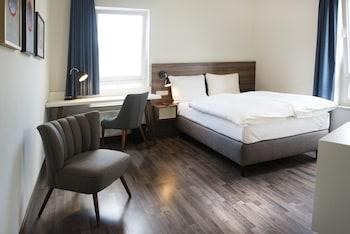 KONCEPT HOTEL ZUM KOSTBAREN BLUT photo 4