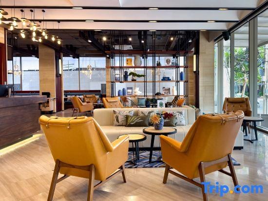 Mercure Bangkok Surawong photo 1