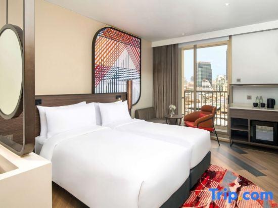 Mercure Bangkok Surawong photo 4