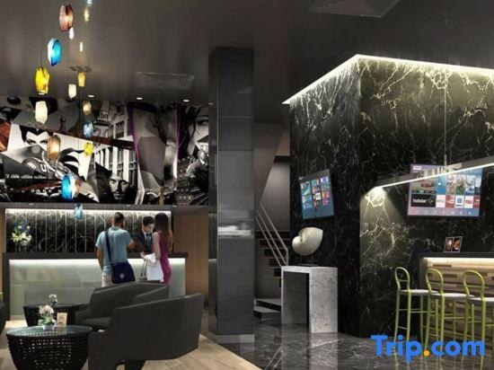 Aspira Gems Center Silom