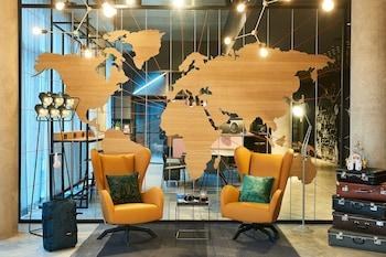 MOXY PARIS CHARLES DE GAULLE AIRPORT photo 4