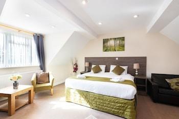 THE LIMES COUNTRY LODGE