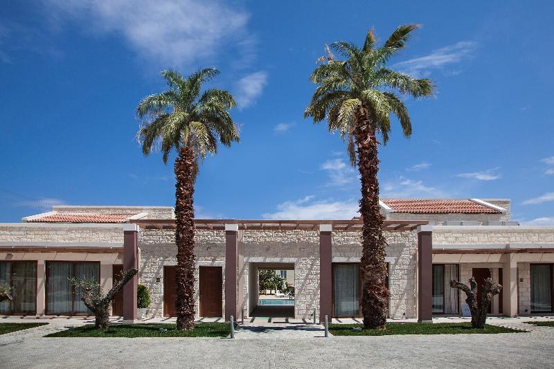 HOTEL ALTHEA VILLAGE
