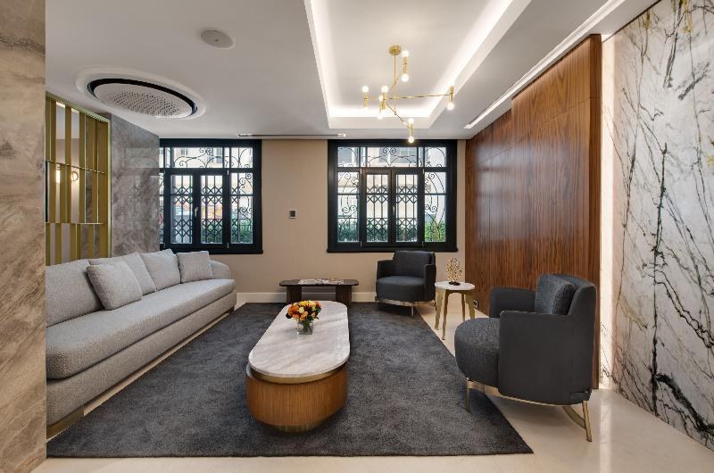 GLEAM COLLECTION HOTEL photo 2