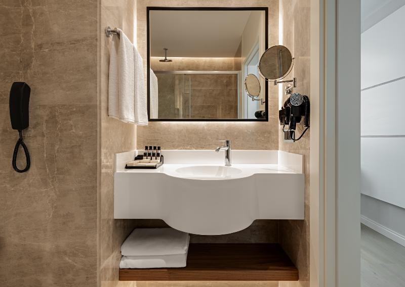 GLEAM COLLECTION HOTEL photo 3