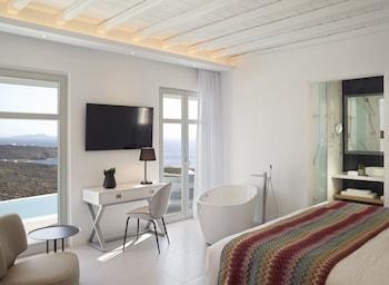 EPIC BLUE MYKONOS photo 4