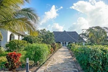 PEARL BEACH RESORT BY SANSI