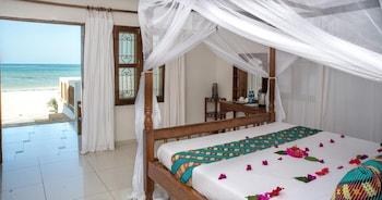 PEARL BEACH RESORT BY SANSI photo 1