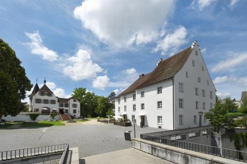 HOTEL IM SCHLOSSPARK photo 1