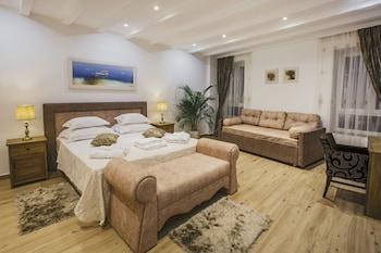 HERITAGE DEA HVAR