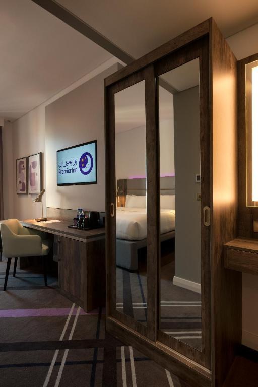 Premier Inn Dubai Barsha Heights photo 4