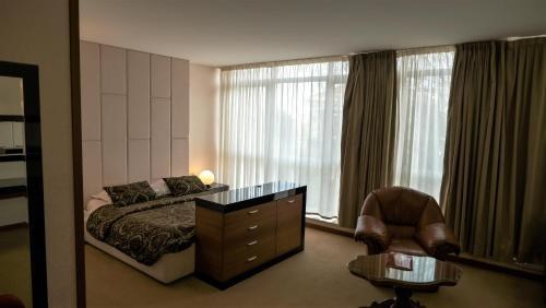 HOTEL CONSUL photo 1