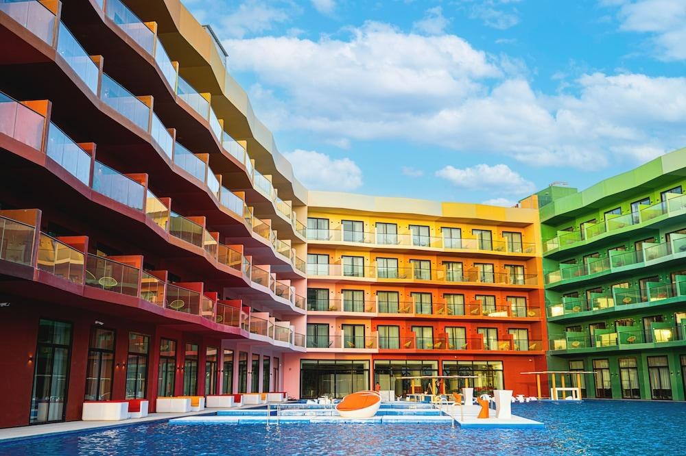 voco Monaco Dubai by IHG  Adults Only photo 3