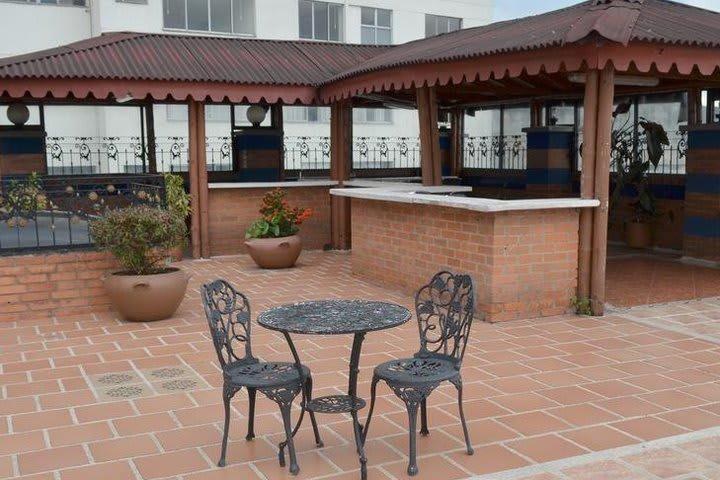 Hotel Ribera del Rio Av 2N