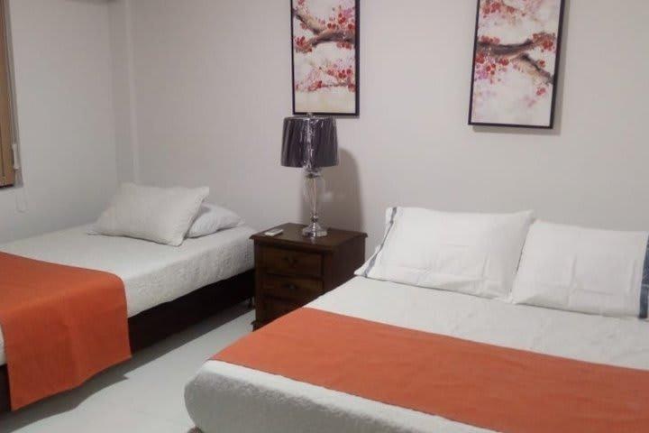 Apartamentos Turisticos DoÃ±a Flor photo 2