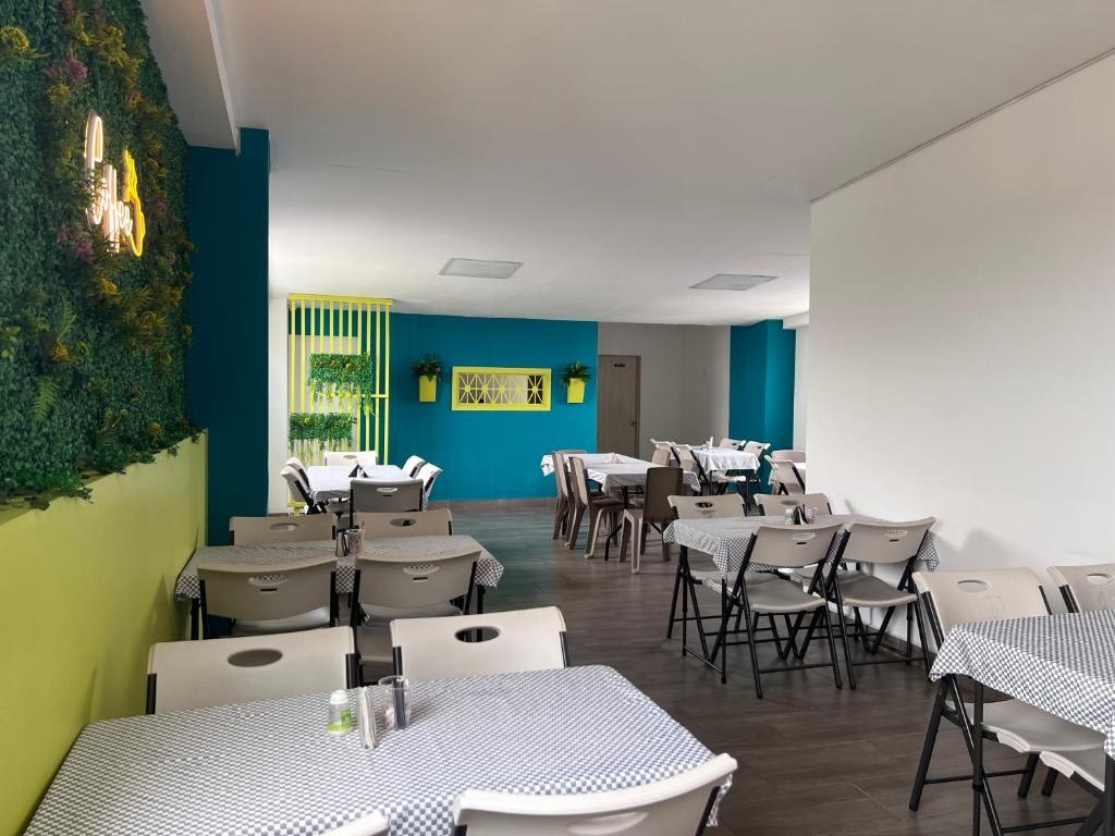 Hotel Rosales Gold photo 3
