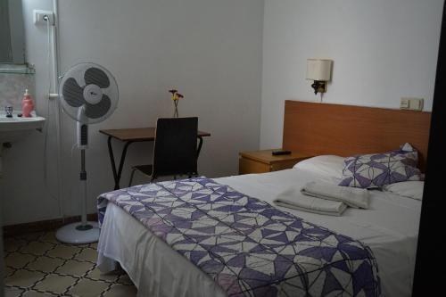 HOSTAL SANT CARLO photo 3