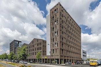 B AND B BORDEAUX BASSINS A FLOT