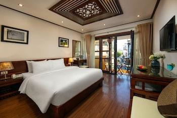 HANOI NOSTALGIA HOTEL AND SPA photo 2
