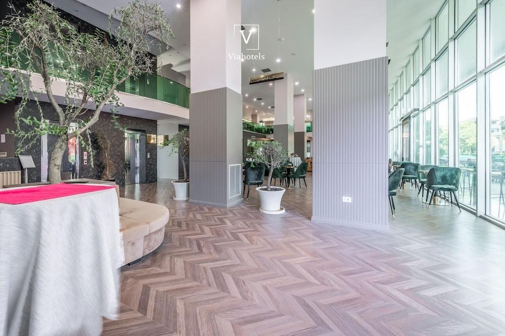 VH EUROSTAR TIRANA HOTEL AND CONGRESS photo 1