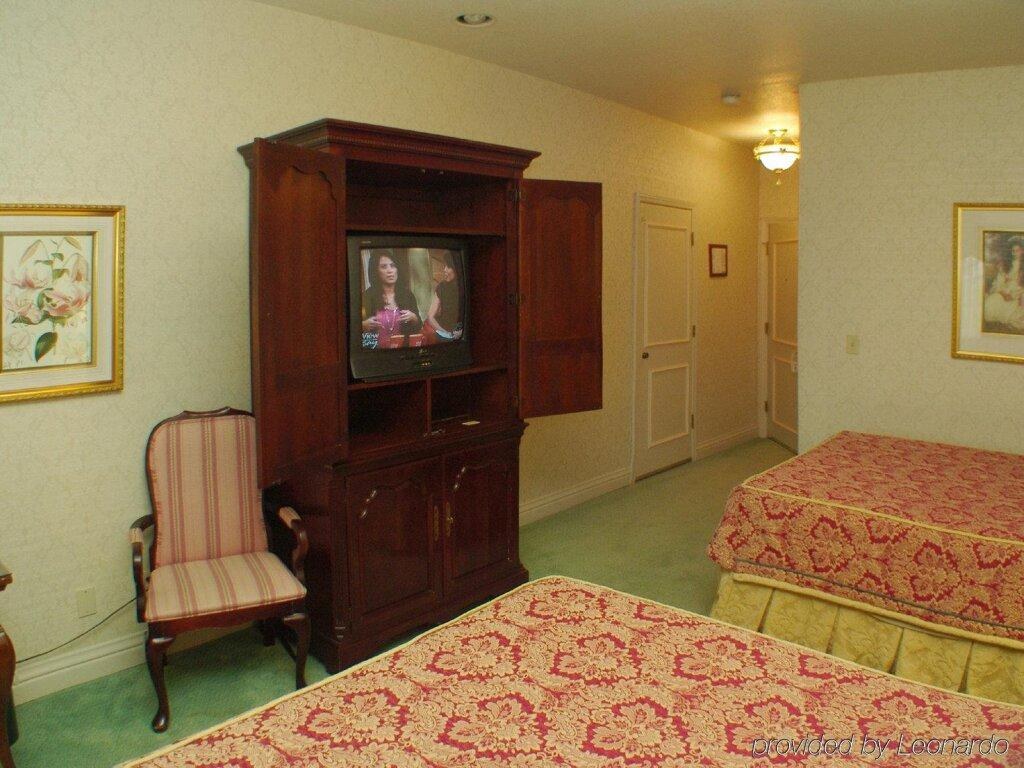 Carlyle Hotel photo 4