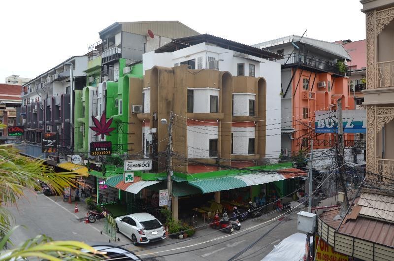 Penthouse Pattaya photo 1