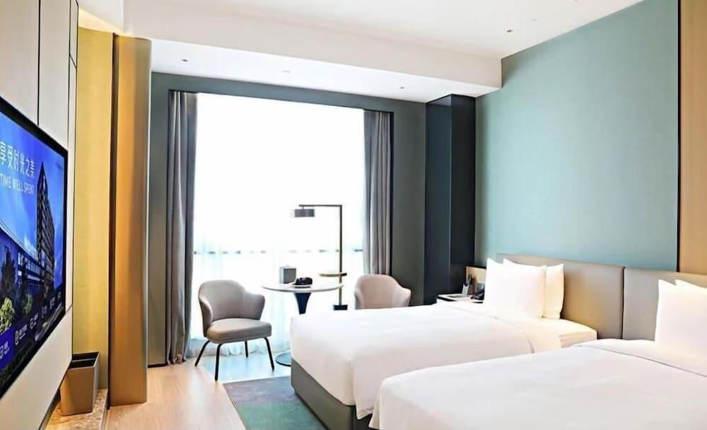 Novotel Shanghai Wanyuan photo 3