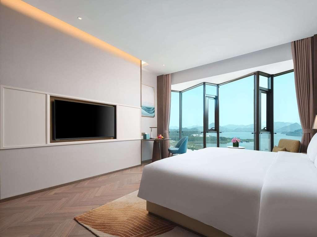 Grand Mercure Hangzhou Qingshan Lake photo 1