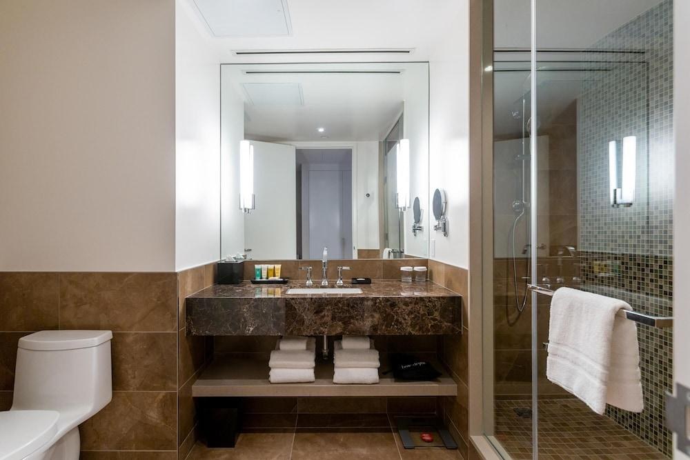 The Sutton Place Hotel Toronto