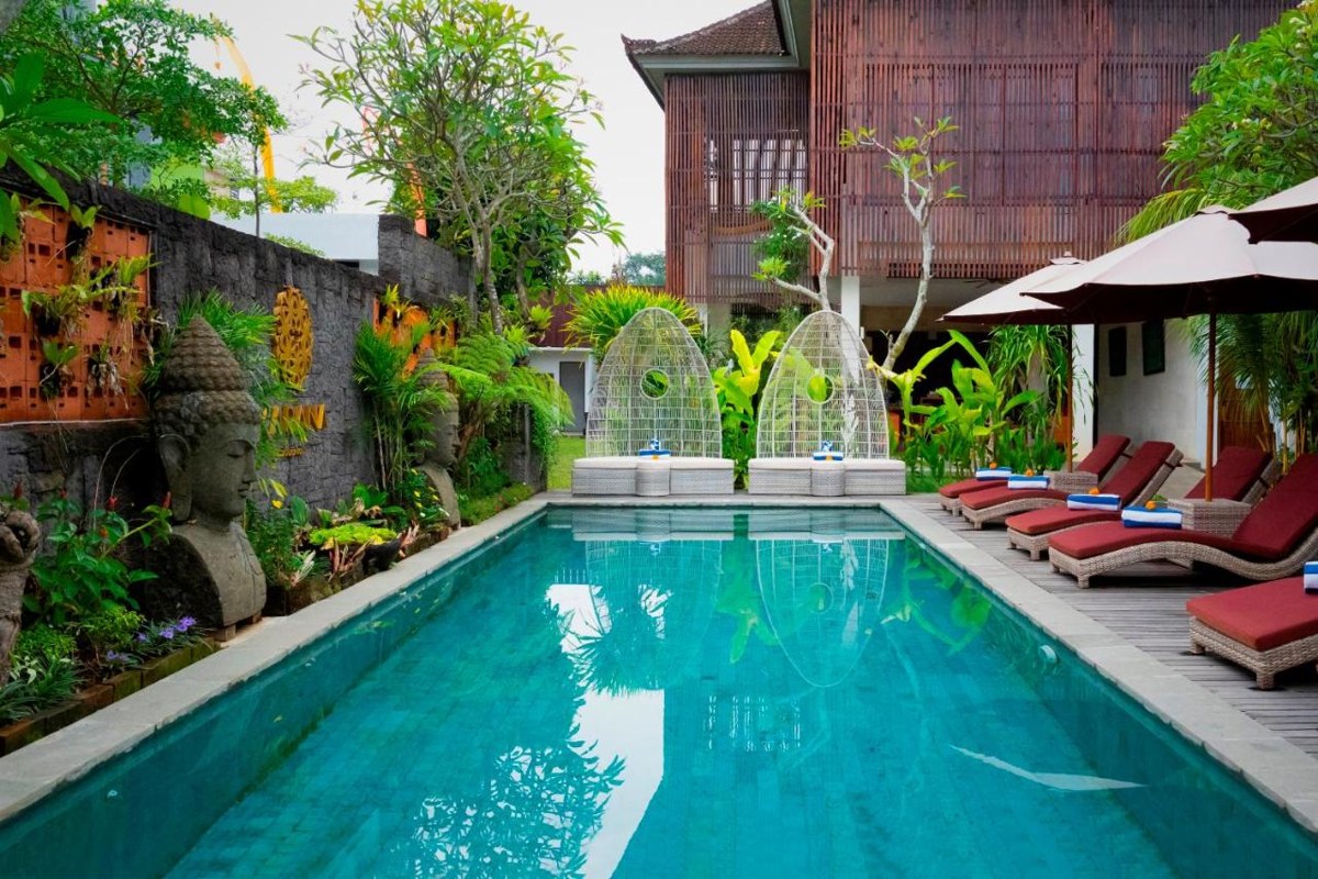 FREDDIES RESORT AND VILLAS photo 1