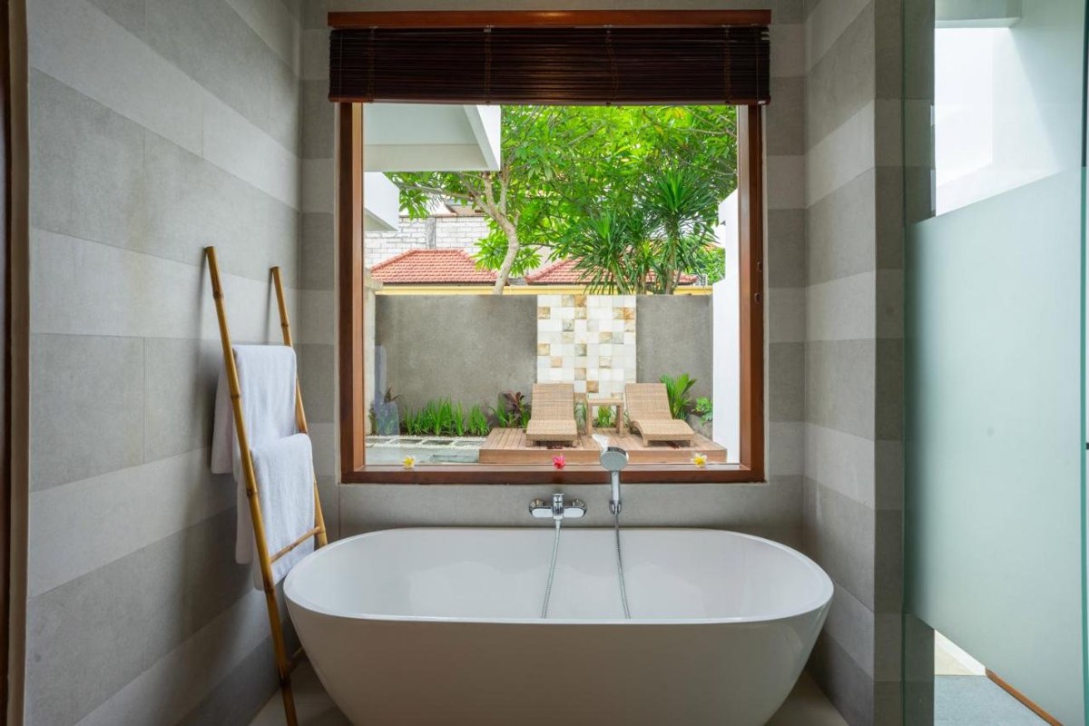 FREDDIES RESORT AND VILLAS photo 3