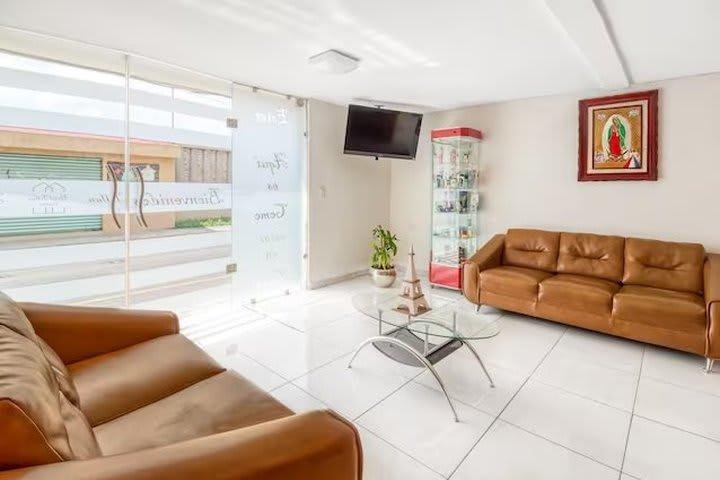 OYO Hotel Familiar Tollan Cholula photo 4