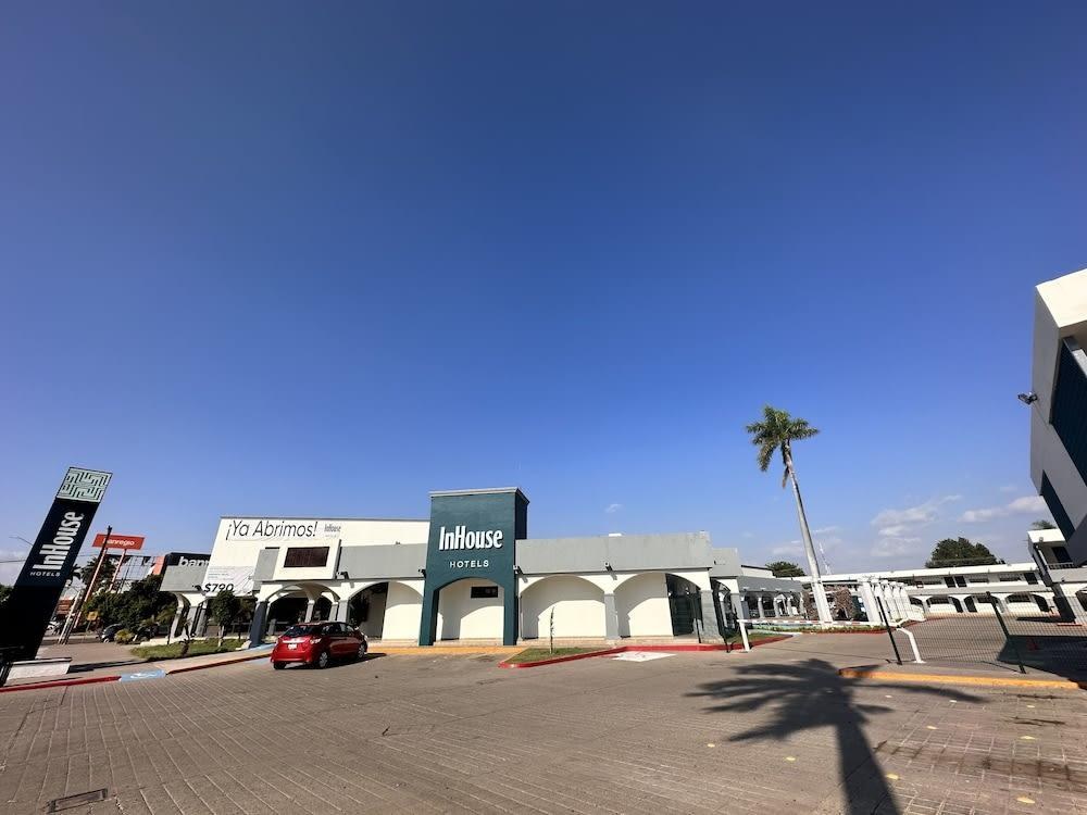 InHouse Hotel Obregon photo 1