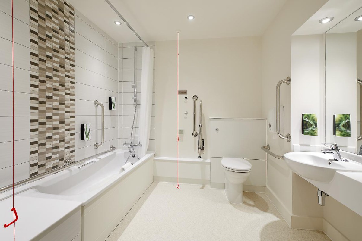 Premier Inn Premier Inn Torquay Harbour photo 3