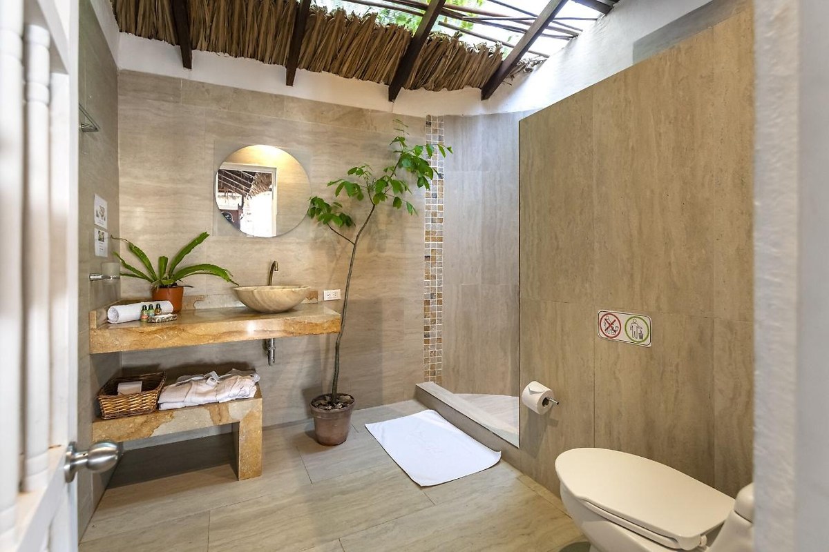 Hotel Coralina Island photo 3