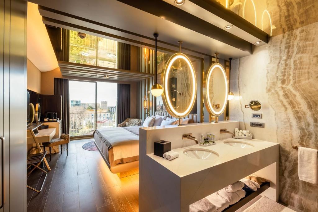 MERIT STARLIT HOTEL & RESIDENCE photo 4