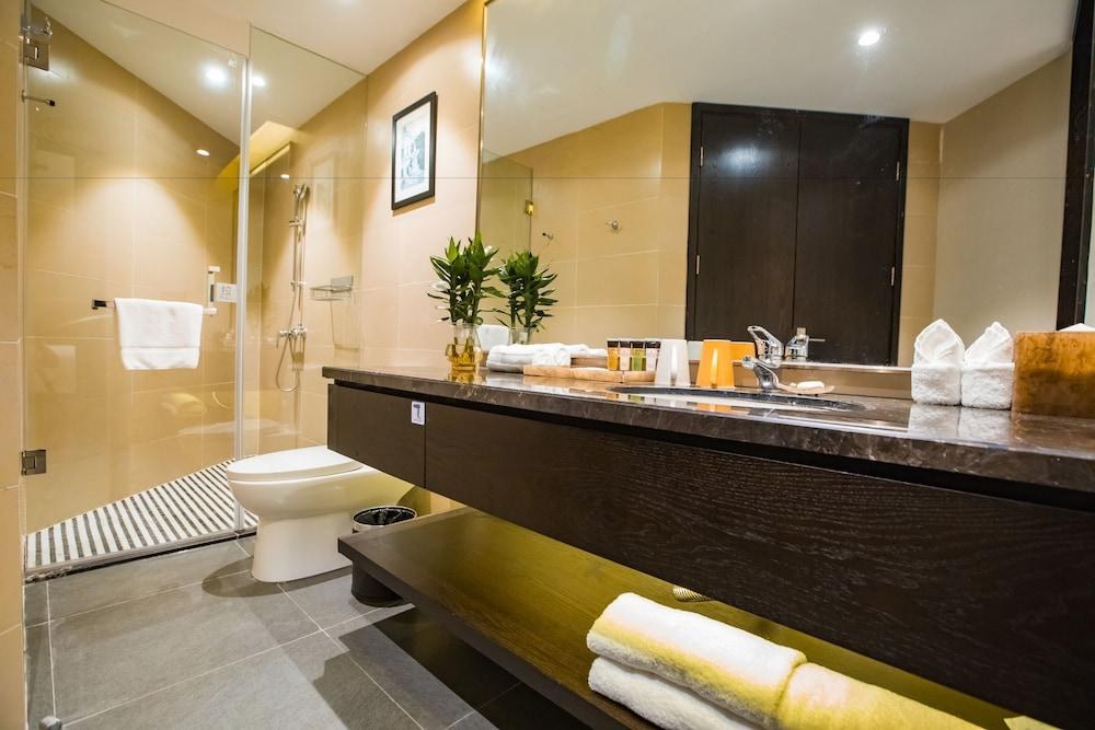 Ramada Shanghai Songjiang photo 2